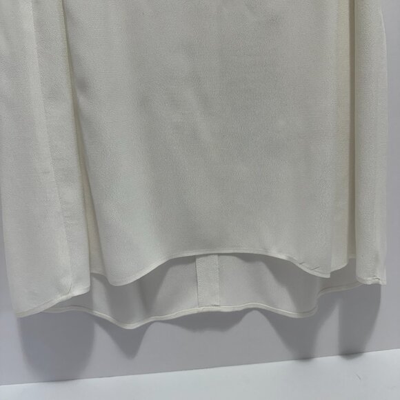 LOFT Women's 100% Rayon Round Neck Sleeveless with Hook & Eye Closure Top - Picture 3 of 5